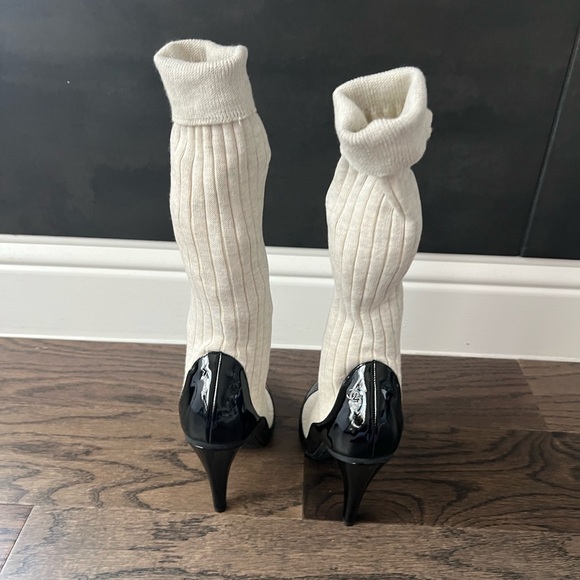 100% Authentic Chanel Black Patent Leather and Knit Fabric Sock Pumps 36 - Picture 7 of 11